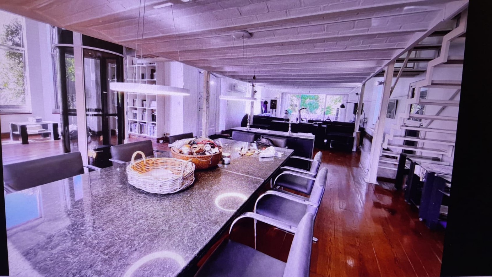 Exclusiva Residencia de 5 dormitorios, 7 baños, con amplio jardin y amenities de lujo