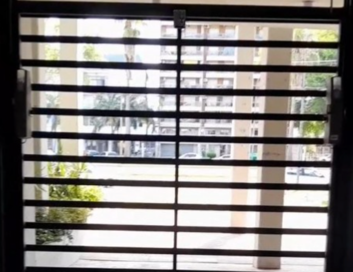 Oportunidad! Departamento un Dormitorio con cochera en el epicentro de Alberdi Bv.Rondeau 1800 Piso 12-03 Cochera Subsuelo 00-16